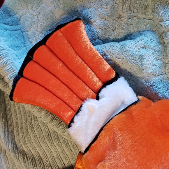 DISNEY / PIXAR Plush Hat - Finding Nemo Costume Hat - Size Youth - NEW - Picture 10 of 13